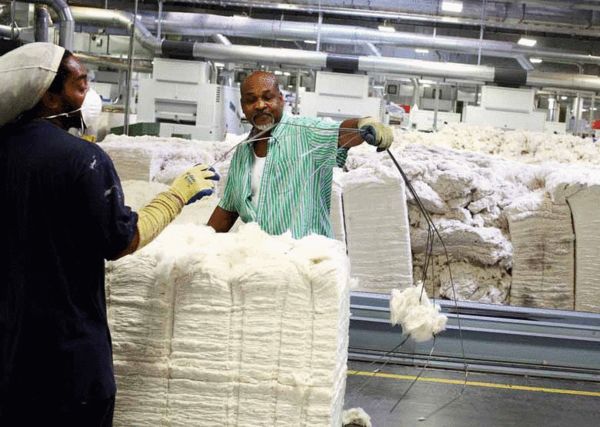 中國(guó)紡織業(yè)轉(zhuǎn)型升級(jí) 從“世界工廠”到“產(chǎn)業(yè)鏈上游”的進(jìn)軍